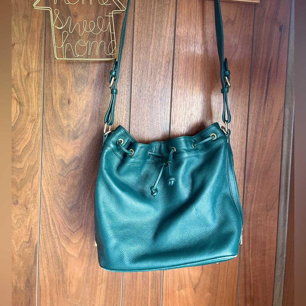 Ora Delphine purse and wallet